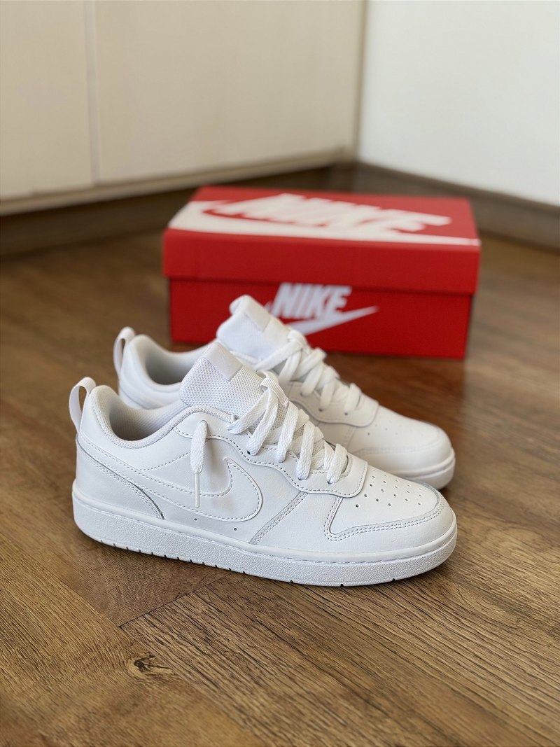 NK Court Borough Unisex (blanco)